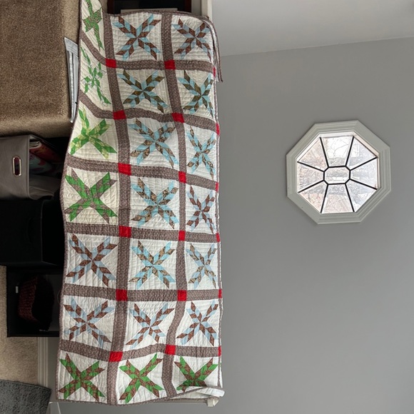 Colorful Star Pattern Quilt